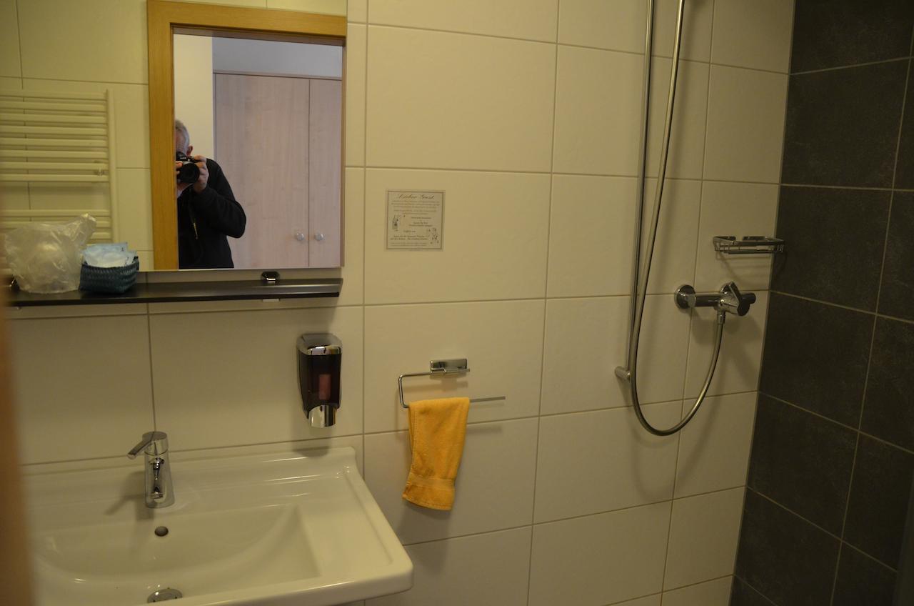 Gasthaus Zum Loewen Neftenbach المظهر الخارجي الصورة