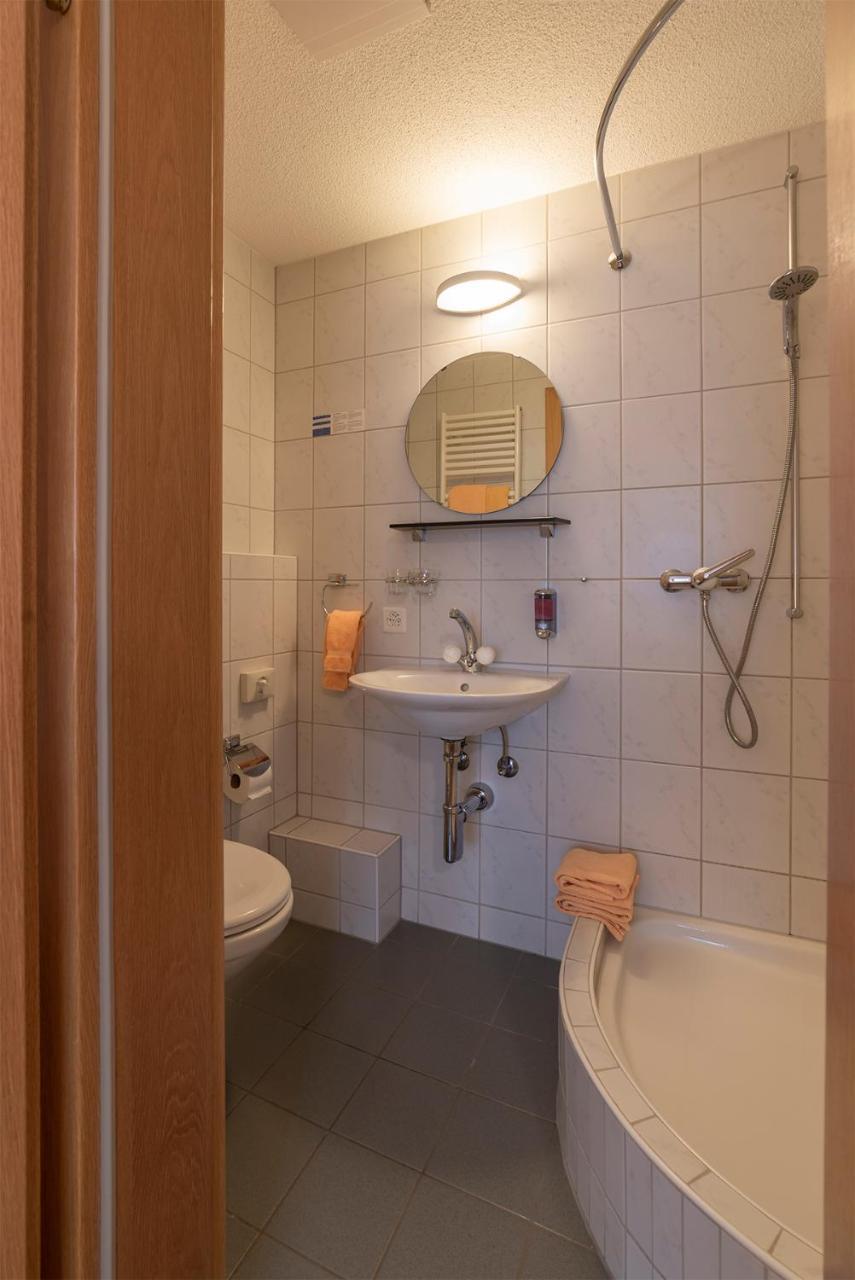 Gasthaus Zum Loewen Neftenbach المظهر الخارجي الصورة