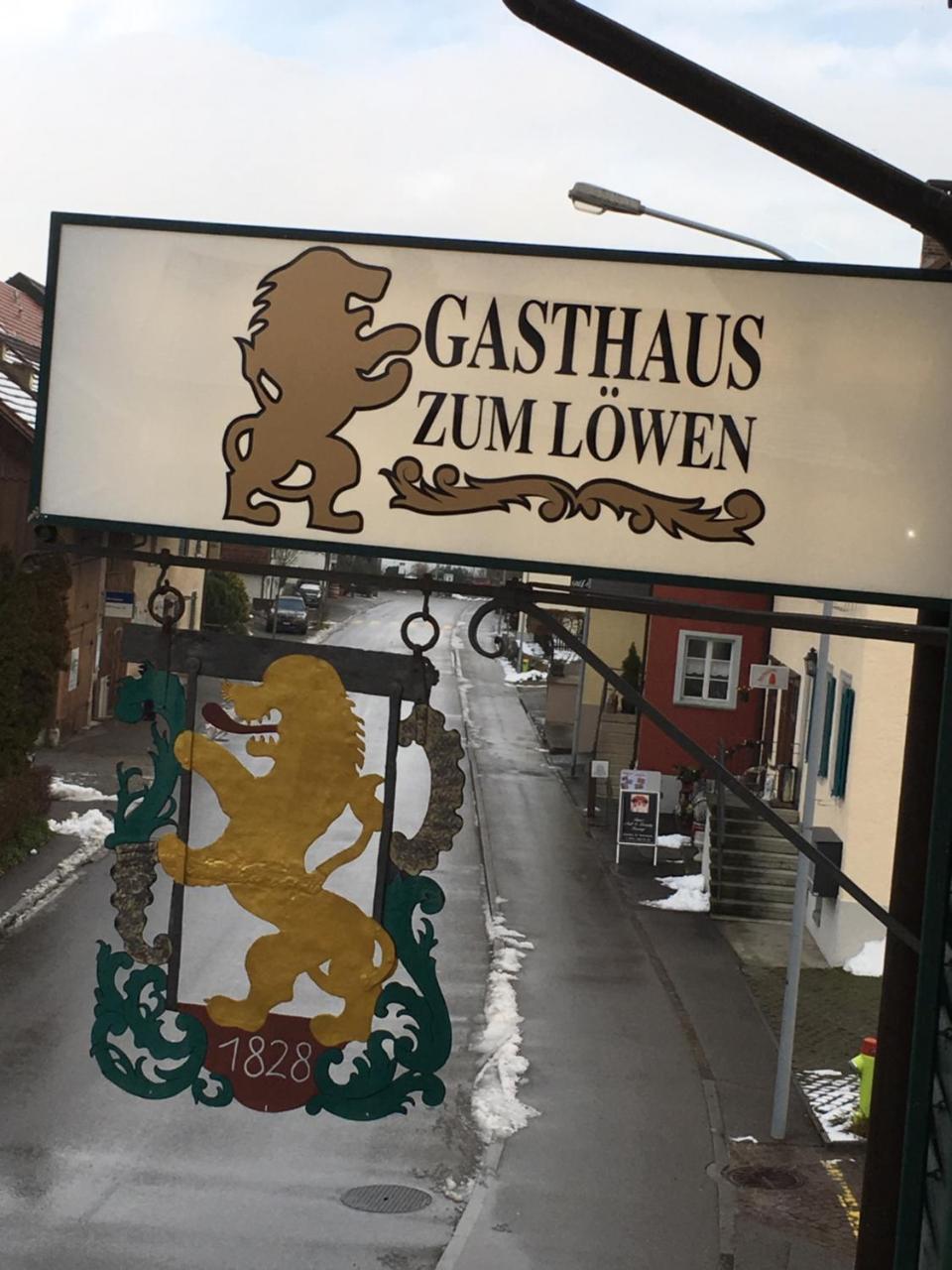 Gasthaus Zum Loewen Neftenbach المظهر الخارجي الصورة